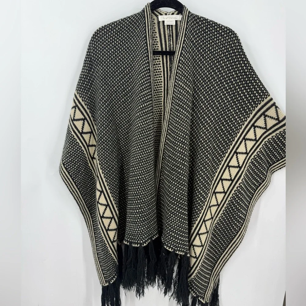 Francesca's Black and Cream Knit Poncho